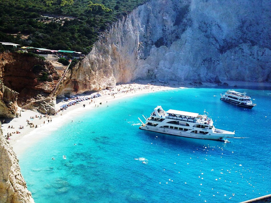 EFKADA – PARGA – JANINE – 3 DITE