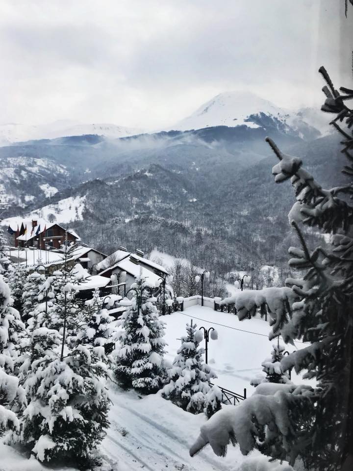 Ski ne Brezovice – Prevalle, 2 Dite, €54/Person